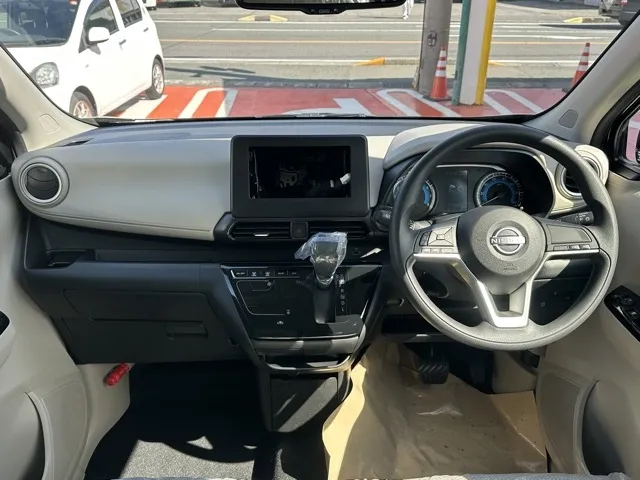 デイズ(ニッサン)Ｘ届出済未使用車 5