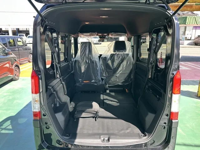 N-VAN(ホンダ)FUNターボ届出済未使用車 11