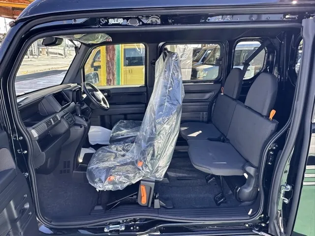 N-VAN(ホンダ)FUNターボ届出済未使用車 4