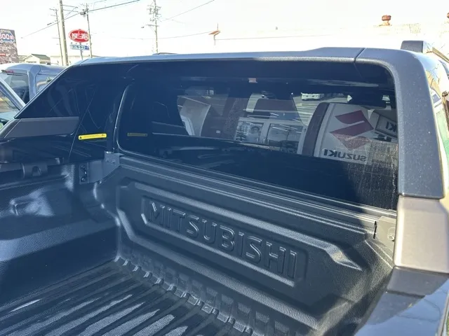 トライトン(三菱)GSR中古車 12