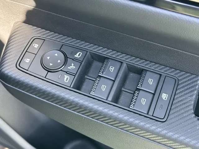 トライトン(三菱)GSR中古車 14