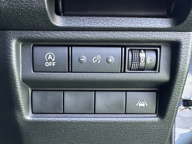 トライトン(三菱)GSR中古車 15