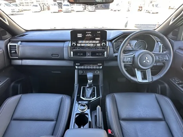 トライトン(三菱)GSR中古車 6