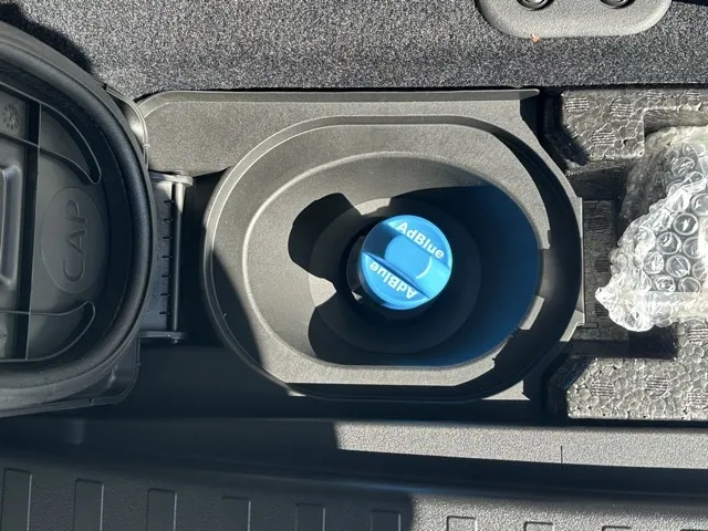 デリカD:5(三菱)Ｐ 8人 ナビ取付PKGⅡ オートステップ付レンタＵＰ 9