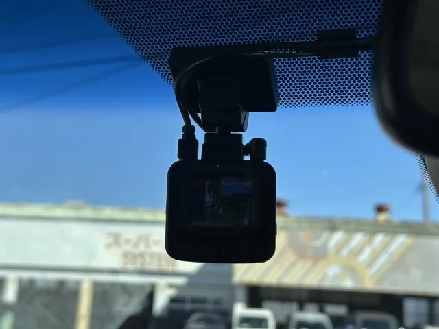 デリカD:5(三菱)Ｐ 8人 ナビ取付PKGⅡ オートステップ付レンタＵＰ 15