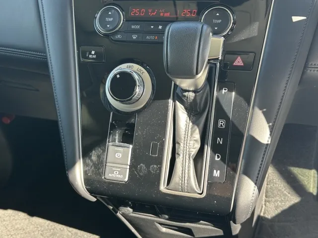 デリカD:5(三菱)Ｐ 8人 ナビ取付PKGⅡ オートステップ付レンタＵＰ 18