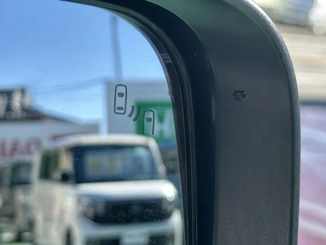 デリカD:5(三菱)Ｐ 8人 ナビ取付PKGⅡ オートステップ付レンタＵＰ 26