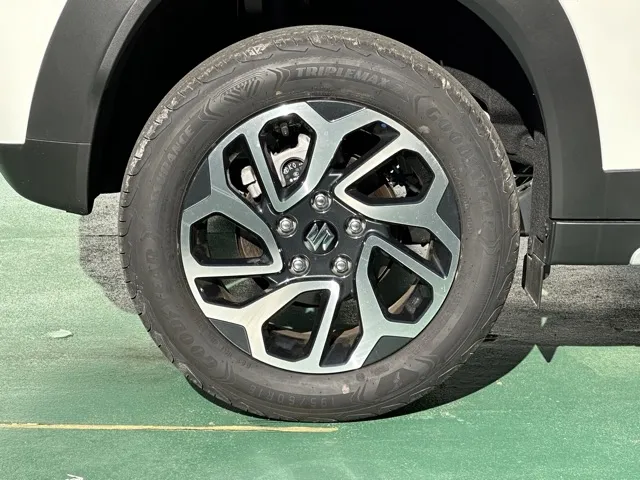 フロンクス(スズキ)ベースグレード中古車 12