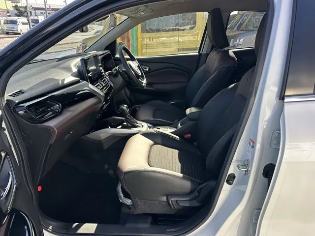 フロンクス(スズキ)ベースグレード中古車 3