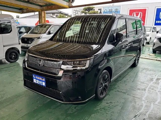 ステップワゴン(ホンダ)スパーダ 7人登録済未使用車 1