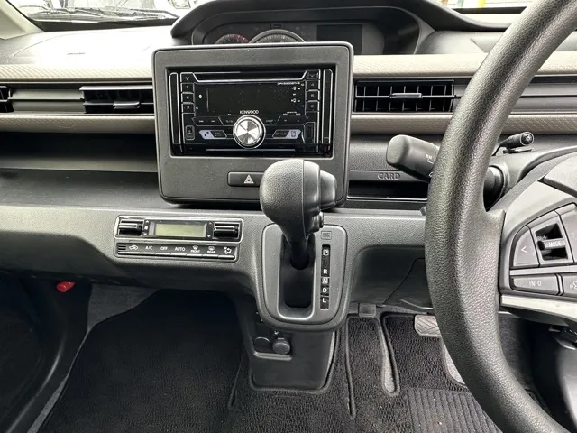 ワゴンR(スズキ)ハイブリッド FX-S 中古車 13