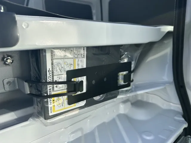 ミニキャブバン(三菱)CD 20.0kwh 2シーター 急速充電機能付レンタＵＰ 5