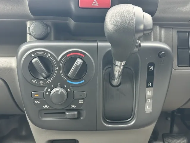 エブリイ(スズキ)PAリミテッド届出済未使用車 15