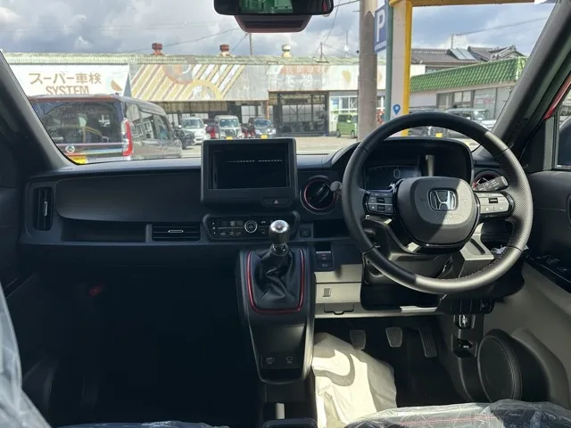 N-ONE(ホンダ)ＲＳ ６ＭＴ届出済未使用車 5