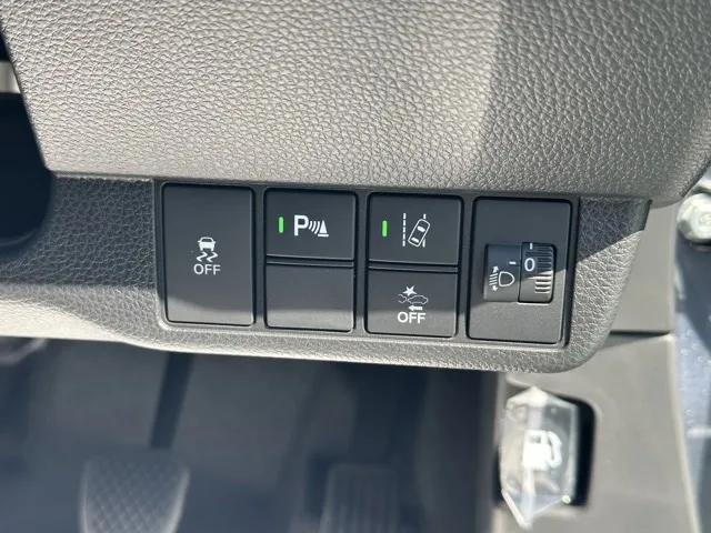 N-ONE(ホンダ)ＲＳ ６ＭＴ届出済未使用車 13