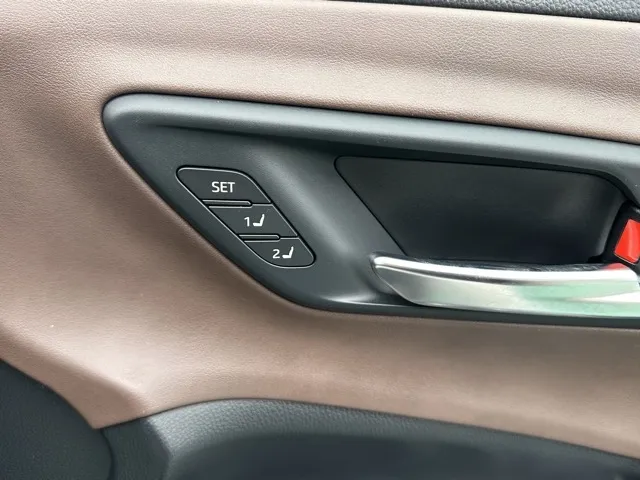 クラウン(トヨタ)G アドバンスド・レザーパッケージ中古車 14