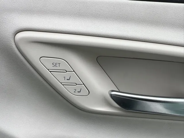 クラウン(トヨタ)G レザーパッケージ中古車 13