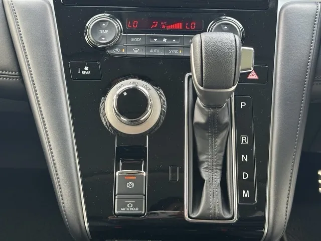 デリカD:5(三菱)Ｐ 8人 ナビ取付PKGⅡレンタＵＰ 14