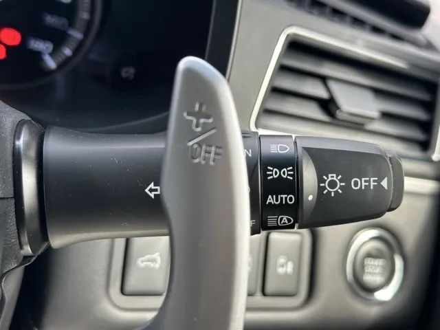 デリカD:5(三菱)Ｐ 8人 ナビ取付PKGⅡレンタＵＰ 23