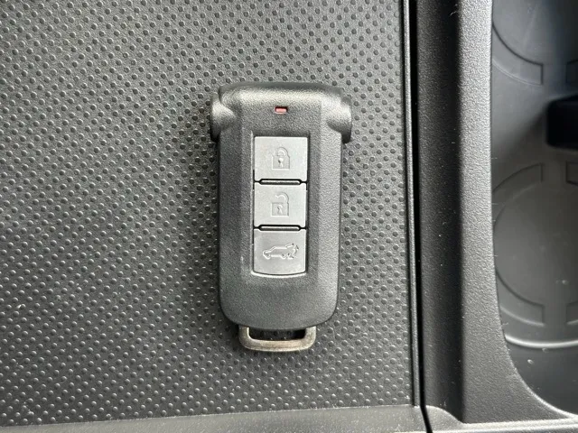 デリカD:5(三菱)Ｐ 8人 ナビ取付PKGⅡレンタＵＰ 26