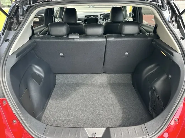 リーフ(ニッサン)XVセレクション 90周年記念車中古車 10