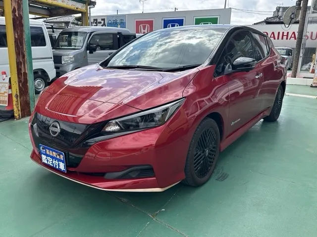 リーフ(ニッサン)XVセレクション 90周年記念車中古車 1