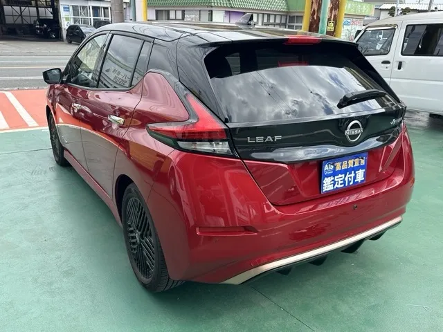 リーフ(ニッサン)XVセレクション 90周年記念車中古車 2