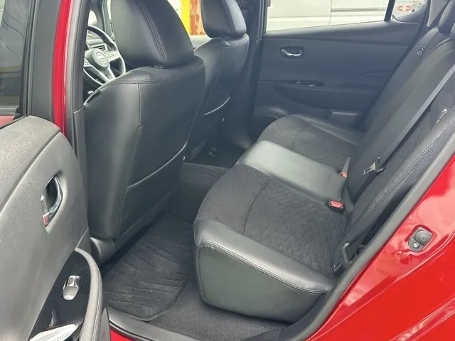 リーフ(ニッサン)XVセレクション 90周年記念車中古車 5