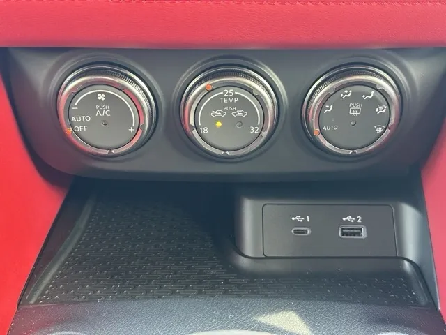 フェアレディZ(ニッサン)バージョンT AT中古車 15