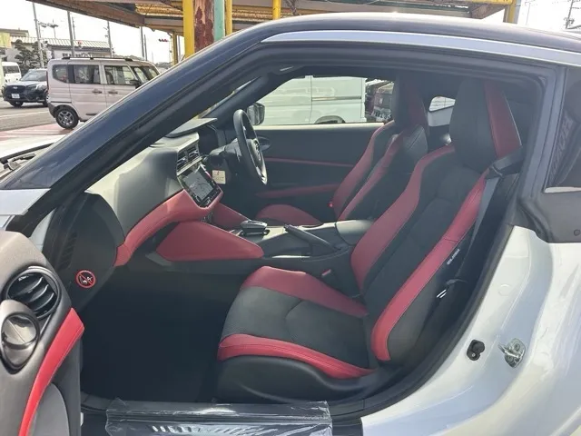 フェアレディZ(ニッサン)バージョンT AT中古車 3