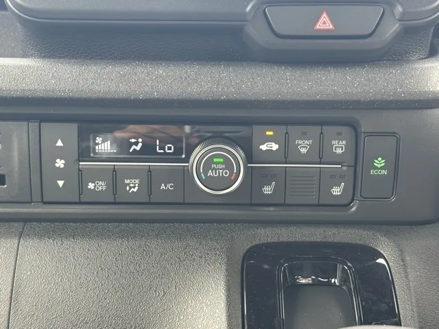 N-BOX(ホンダ)N-BOXカスタムターボ届出済未使用車 16