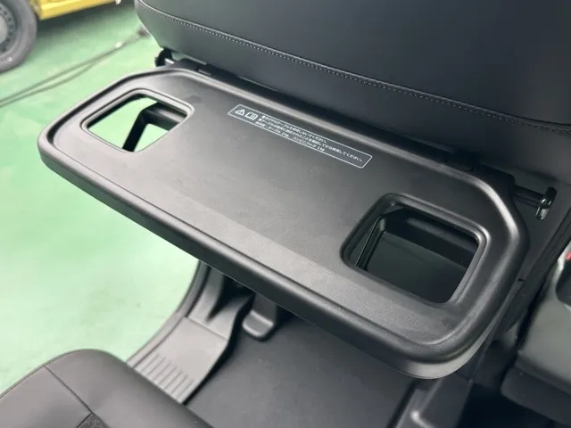 N-BOX(ホンダ)N-BOXカスタムターボ届出済未使用車 6