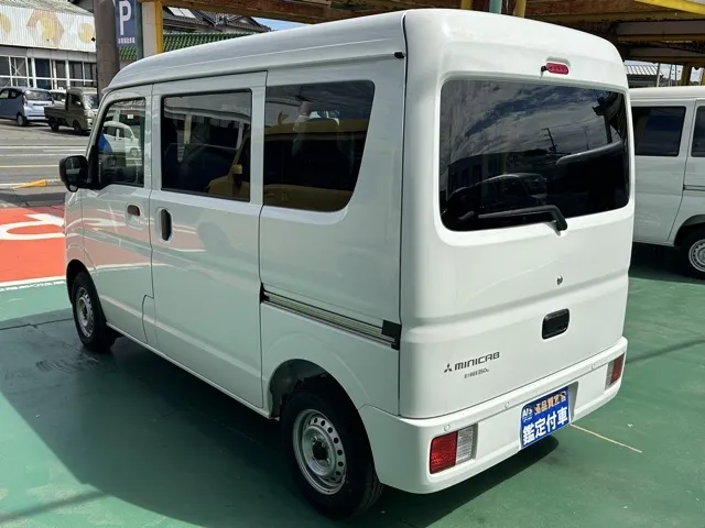 エブリイ(スズキ)三菱ミニキャブバン M CVT届出済未使用車 2