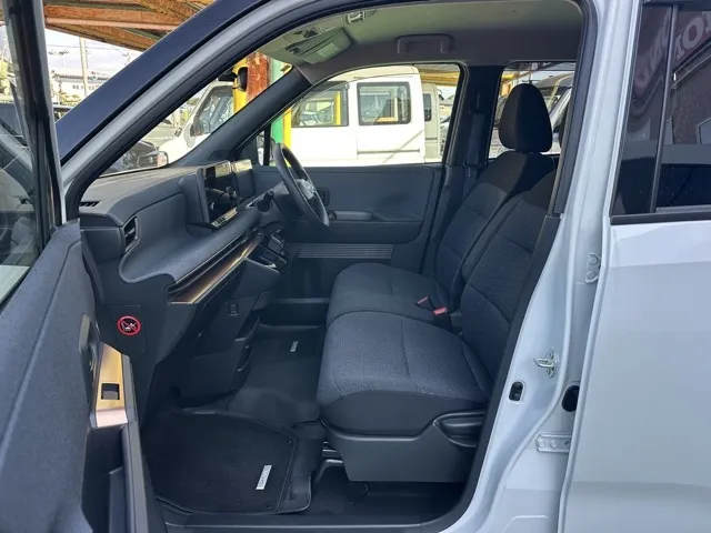 サクラ(ニッサン)G中古車 3