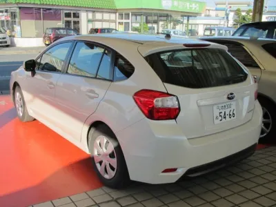 インプレッサ(スバル)1.6F中古車 2