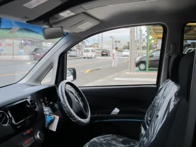 タントエグゼ(ダイハツ)Gアイドリングストップ未使用車 3