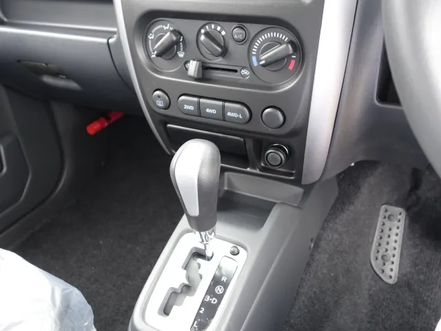 ジムニー(スズキ)ＸＧ 4WDターボ未使用車 6