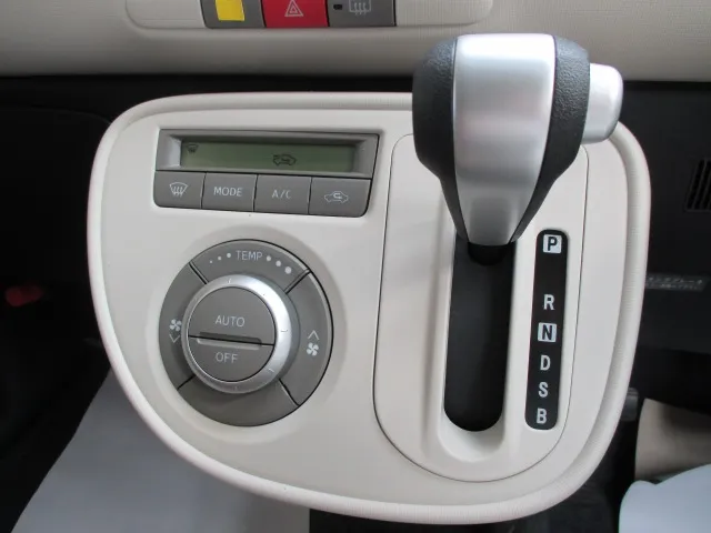 ミラココア(ダイハツ)Xスペシャルコーデ未使用車 7