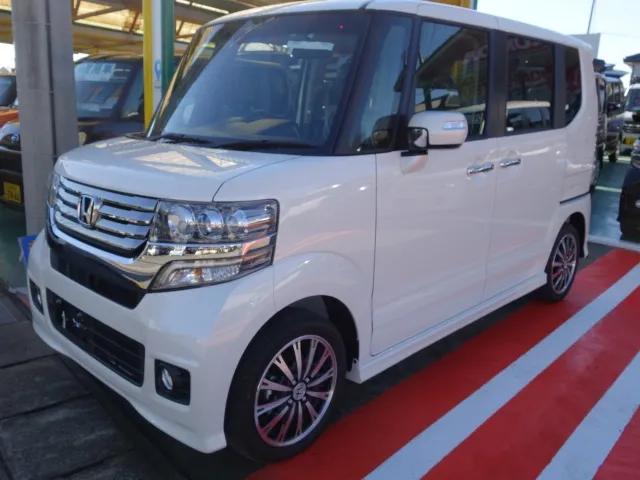 N-BOX(ホンダ)ＳＳブラックスタイル未使用車 1