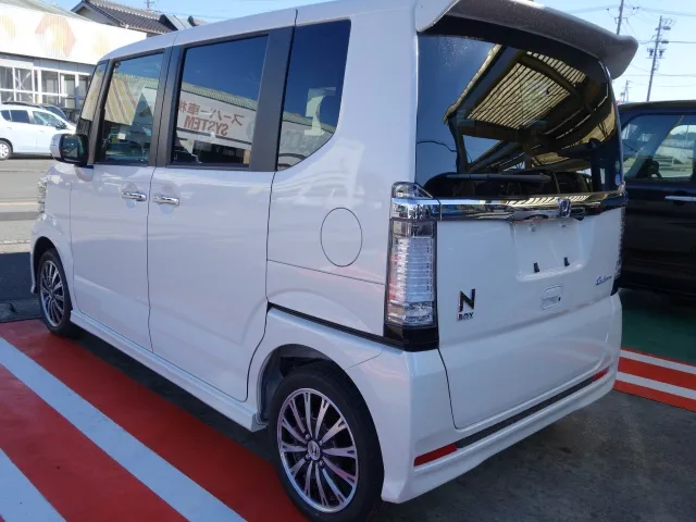N-BOX(ホンダ)ＳＳブラックスタイル未使用車 2
