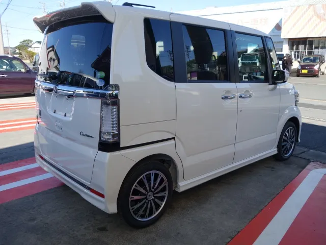 N-BOX(ホンダ)ＳＳブラックスタイル未使用車 3