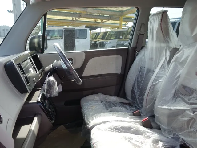 MRワゴン(スズキ)ＬＳタイプ未使用車 3