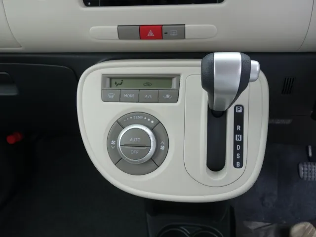 ミラココア(ダイハツ)Ｘタイプディーラー試乗車 8