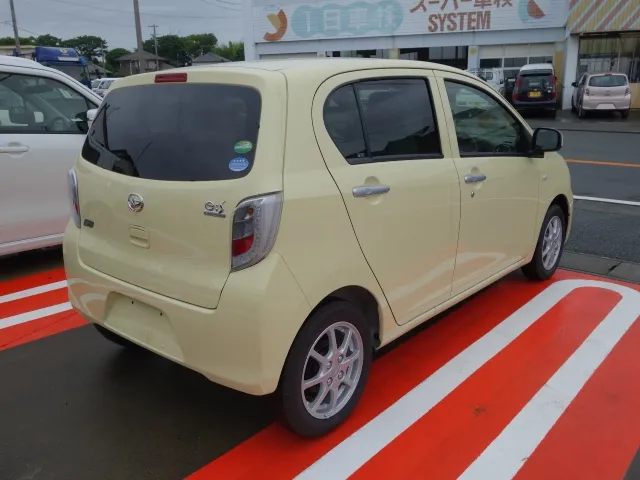 ミライース(ダイハツ)X-SA登録済未使用車 6