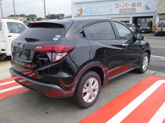 ヴェゼル(ホンダ)ハイブリッドX新車 5