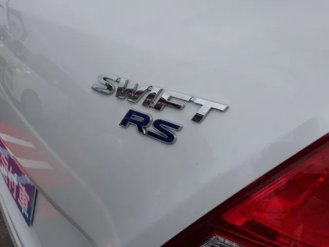 スイフト(スズキ)RS　HIDディーラー試乗車 5