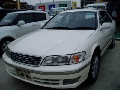 マークツークリオス(トヨタ)標準タイプ中古車 1