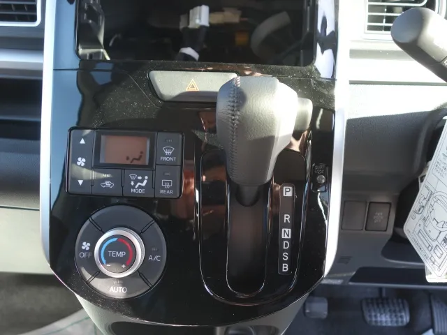タント(ダイハツ)ＲＳ　スマートパノラマパーキング登録済未使用車 6