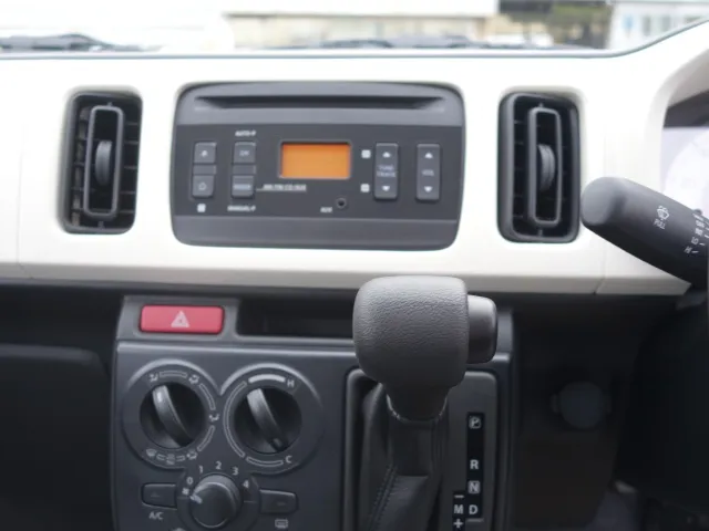 アルト(スズキ)F 5AGS登録済未使用車 8