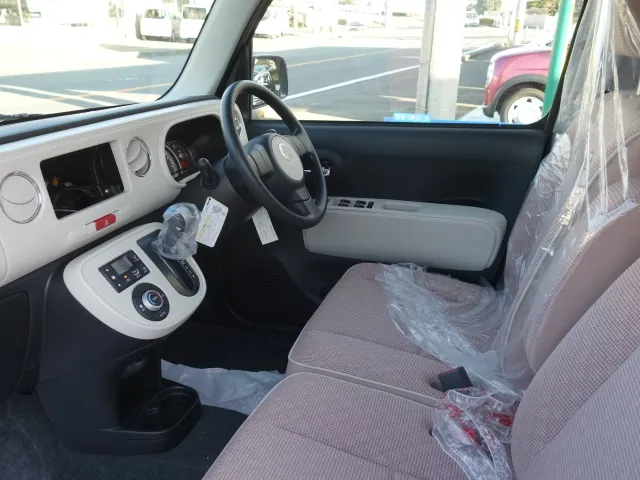 ミラココア(ダイハツ)プラスＸ登録済未使用車 3